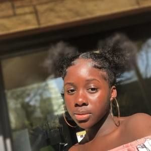 Meet your Posher, Doussou